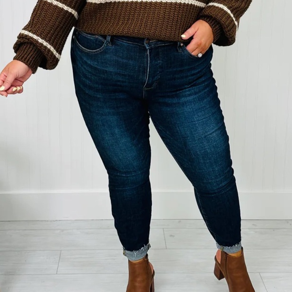 Judy Blue Skinny Fit Trifecta Jeans